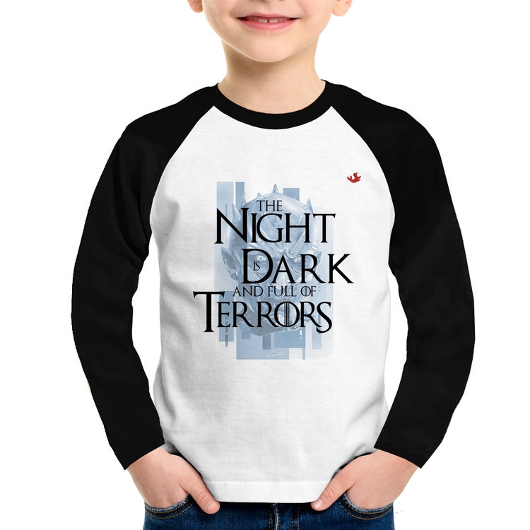 Camiseta Raglan Infantil The night is dark and full of terrors Manga Longa