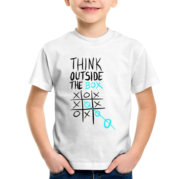Camiseta Infantil Think Outside The Box