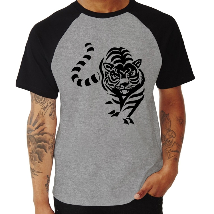 Camiseta Raglan Tigre Traços - Cinza/Preto