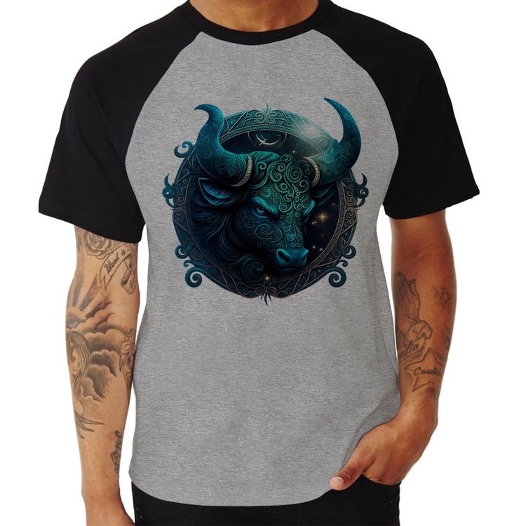 Camiseta Raglan Touro Sígno - Cinza/Preto