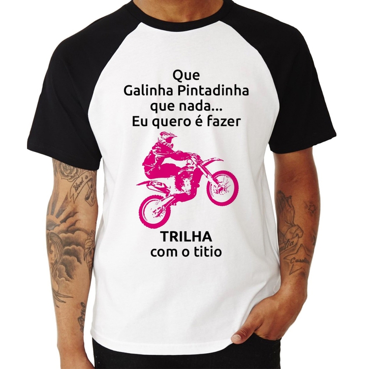 Camiseta Raglan Trilha com o titio (moto rosa)
