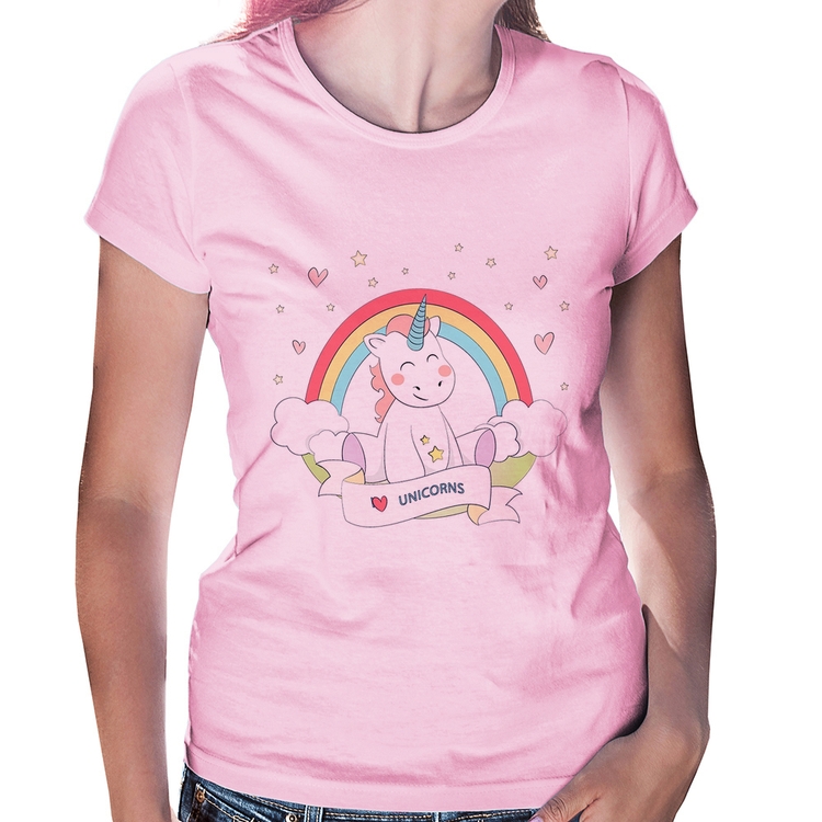 Baby Look Unicórnio Arco Íris - Rosa Bebê