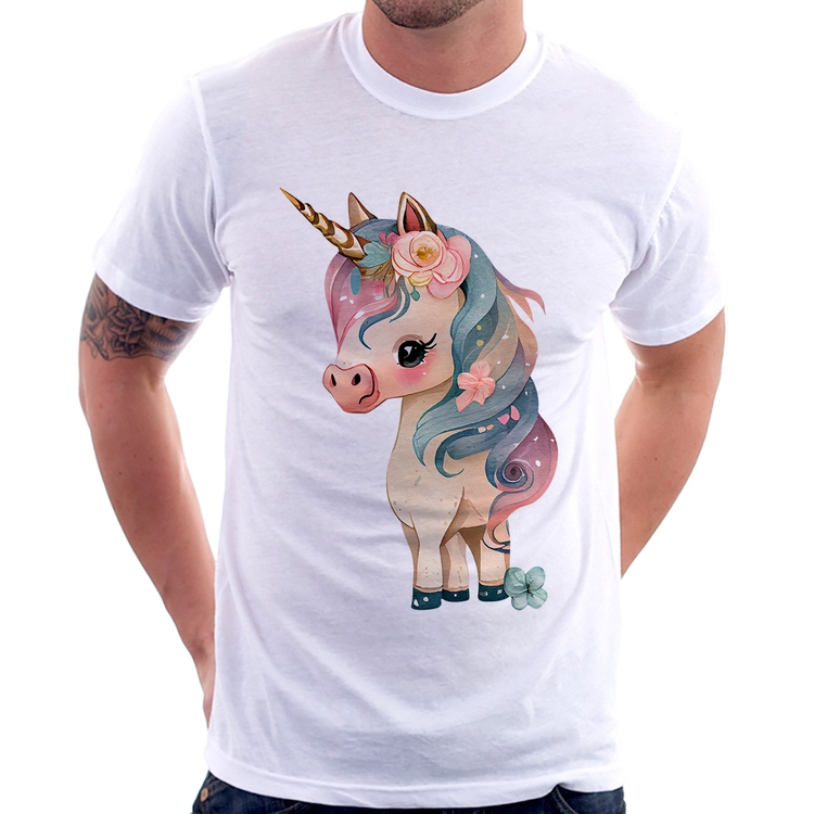 Camiseta Unicórnio e Flores