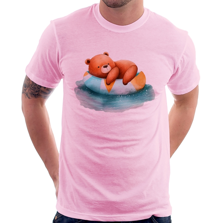 Camiseta Ursinho Teddy Relaxando Na Piscina - Rosa Bebê