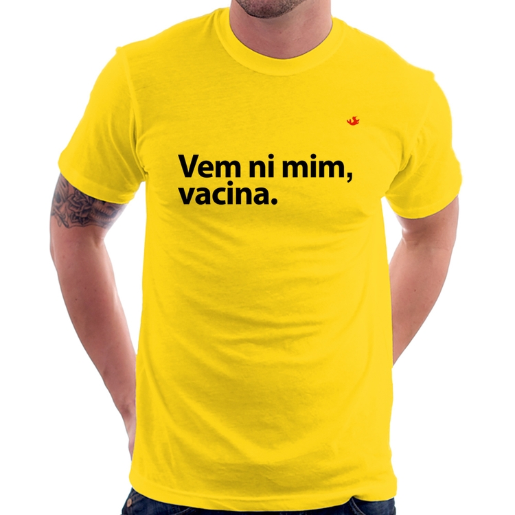 Camiseta Vem ni mim vacina - Amarela