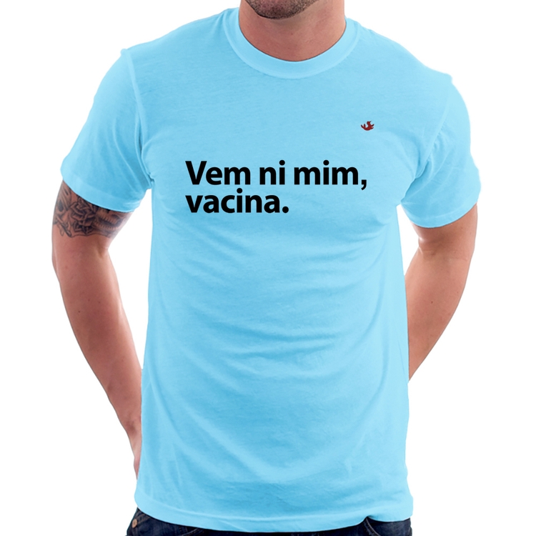 Camiseta Vem ni mim vacina - Azul Bebê