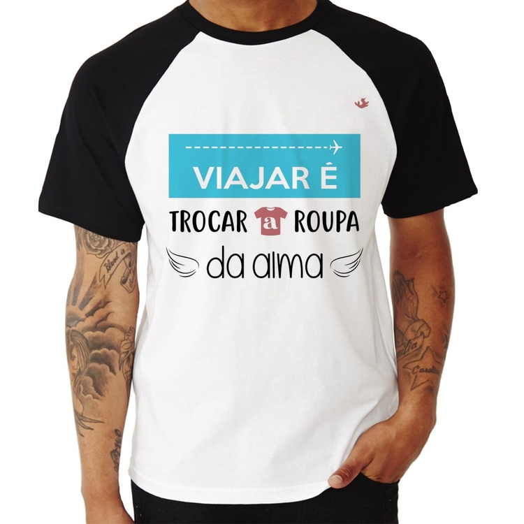 Camiseta Raglan Viajar é trocar a roupa da alma