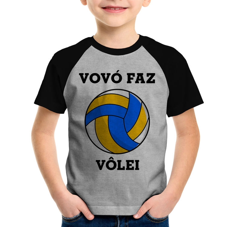Camiseta Raglan Infantil Vovó Faz Vôlei - Cinza/Preto