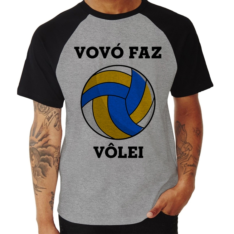 Camiseta Raglan Vovó Faz Vôlei - Cinza/Preto