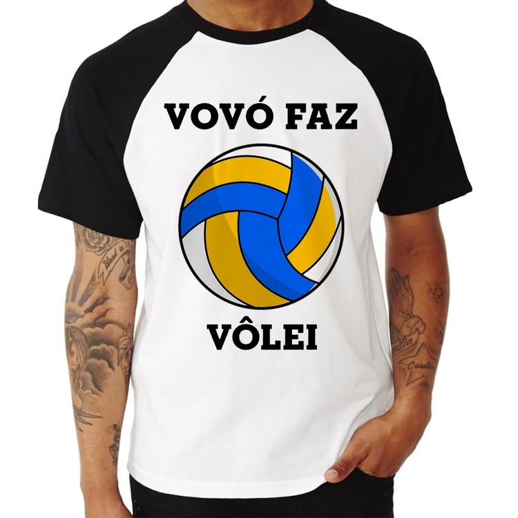 Camiseta Raglan Vovó Faz Vôlei