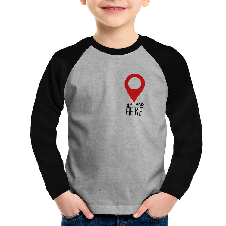 Camiseta Raglan Infantil You Are Here Manga Longa - Cinza/Preto