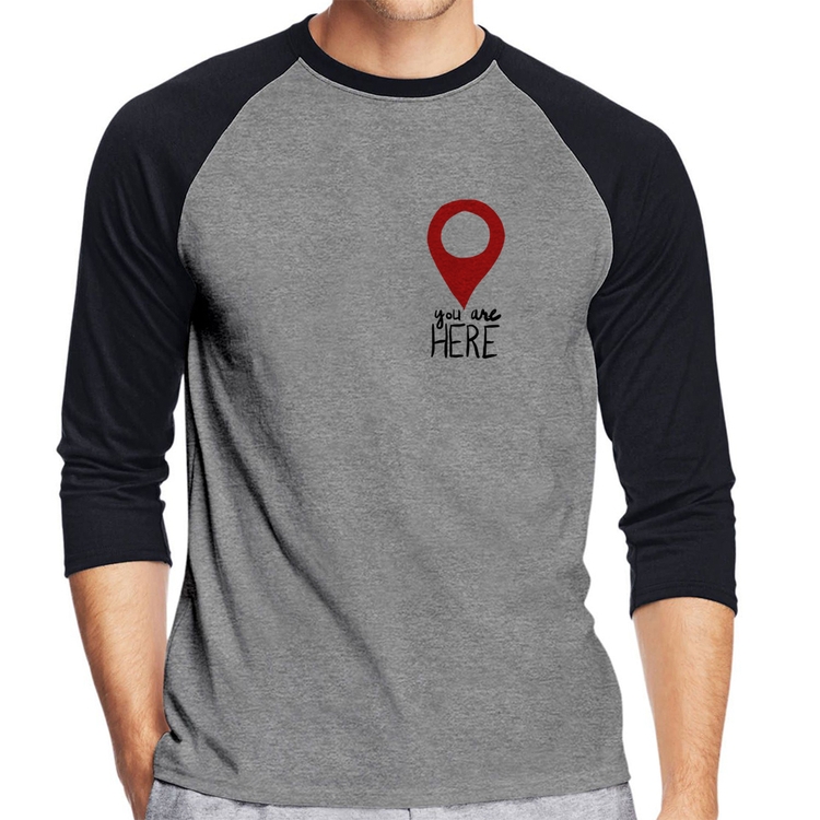 Camiseta Raglan You Are Here Manga 3/4 - Cinza/Preto